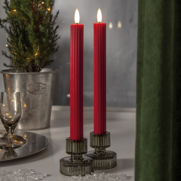 LED-Echtwachskerzen FLAMME STRIPE1 warmweiße flackernde LED 2er-Set H250 Ø21 rot LED-Echtwachskerzen FLAMME STRIPE1 warmweiße flackernde LED 2er-Set H250 Ø21 rot