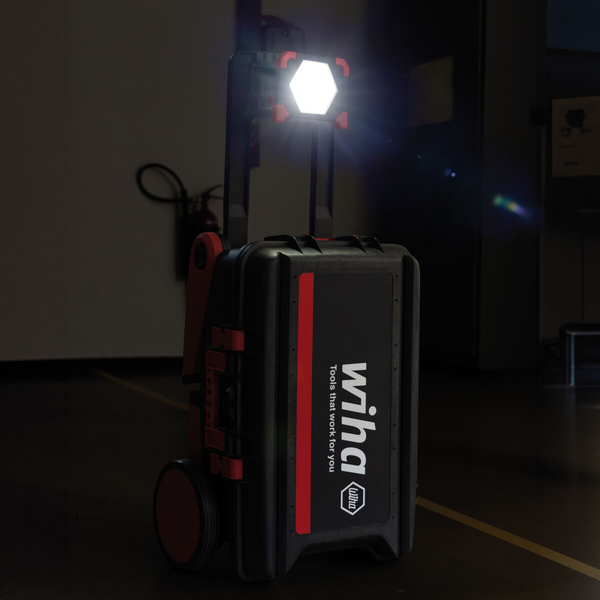 Mini-Akku-Arbeitsleuchte LED/30W 750/1.500/3.000 lm 6500K
