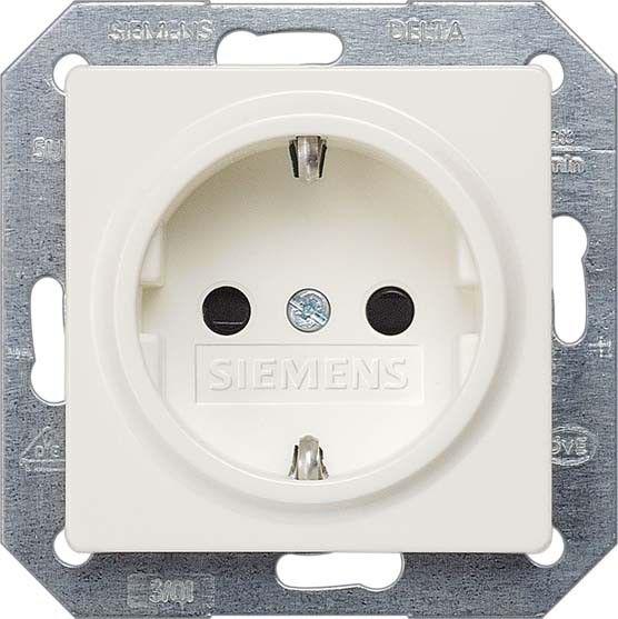 Steckdose 5UB1518 titanweiß Steckdose 5UB1518 titanweiß