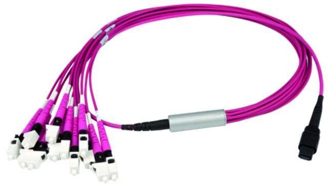 MPO/MTP Aufteilkbl vio 10m L00835A0028 MPO/MTP Aufteilkbl vio 10m L00835A0028