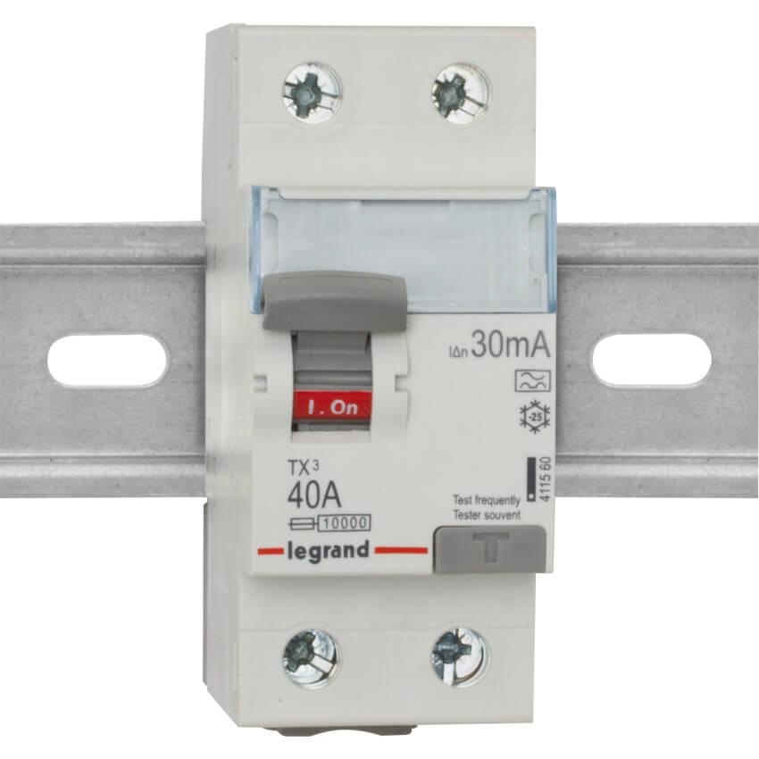 FI-Schutzschalter 25A 2-pol 0,03A Lexic TX FI-Schutzschalter 25A 2-pol 0,03A Lexic TX
