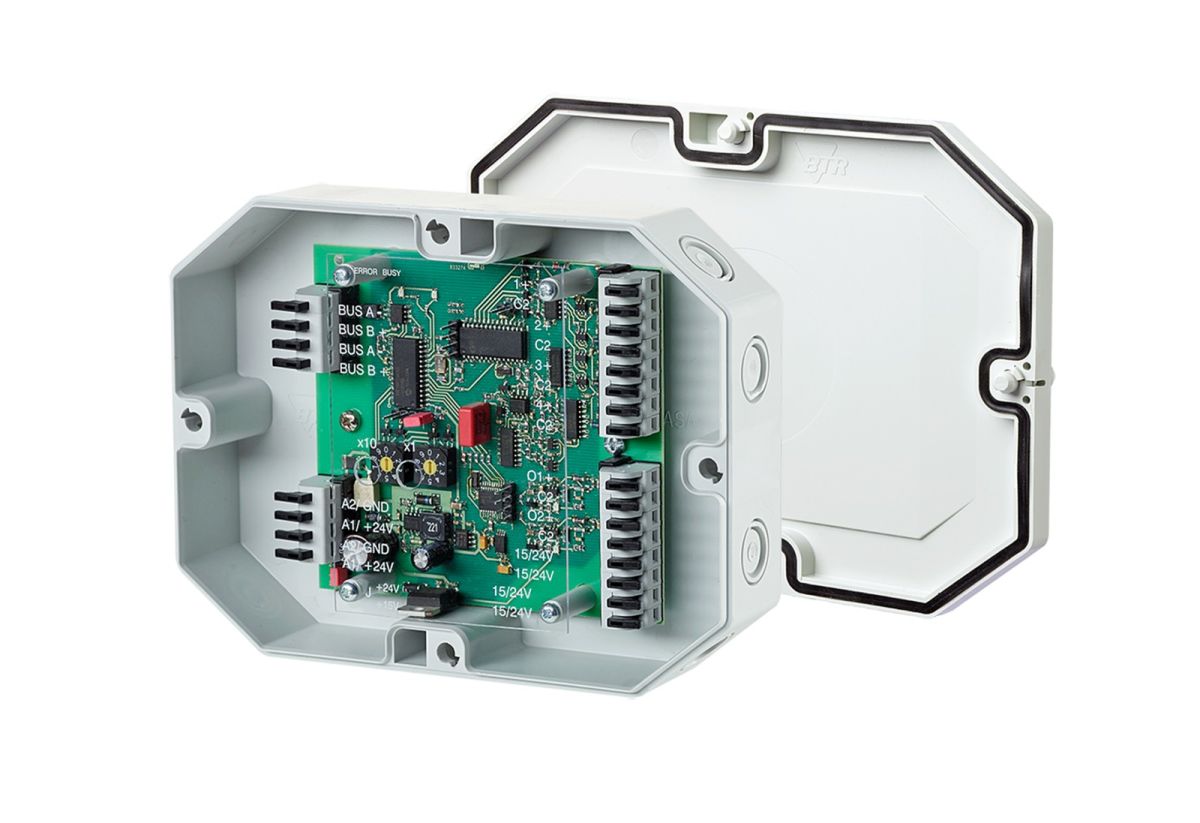 MR-AIO4/2-IP65 Modbus RTU 11084213IP MR-AIO4/2-IP65 Modbus RTU 11084213IP