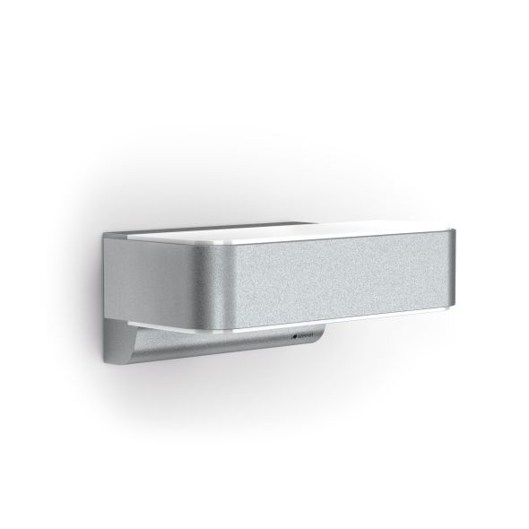Sensor-LED-Außenleuchte L 810 SC silber Sensor-LED-Außenleuchte L 810 SC silber
