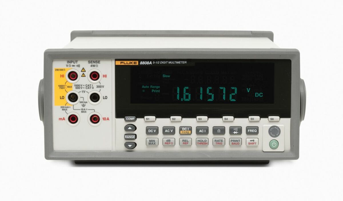 5,5-Digit-Multimeter 8808A/SU 240V 5,5-Digit-Multimeter 8808A/SU 240V