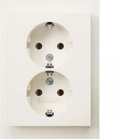 SCHUKO-Doppelsteckdose 47747009 polarweiß glänzend SCHUKO-Doppelsteckdose 47747009 polarweiß glänzend