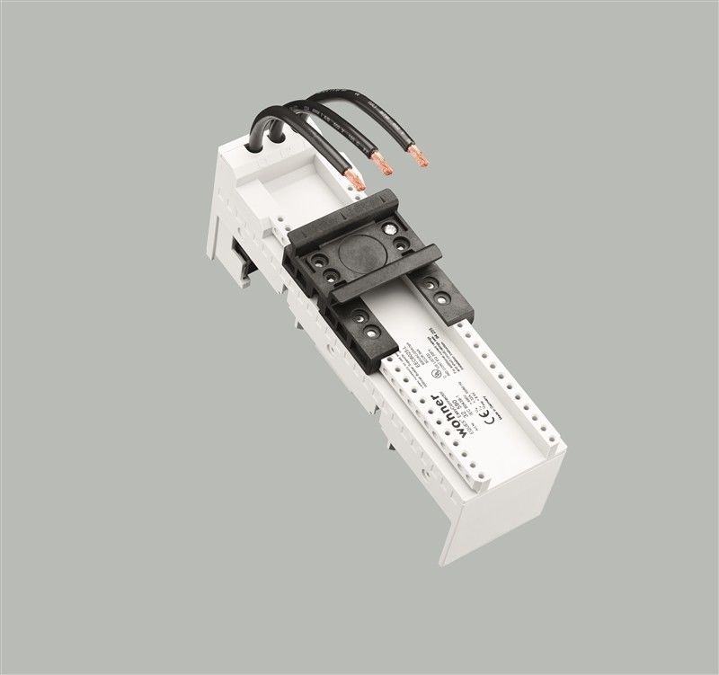 Adapter 32A 32590 Adapter 32A 32590